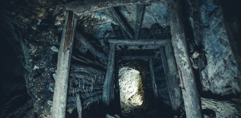 inside-an-abandoned-gold-mine-in-australia-2021-08-29-00-59-24-utc