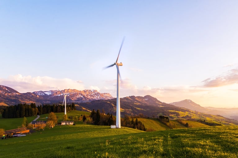 Australia needs to invest more into renewable energy